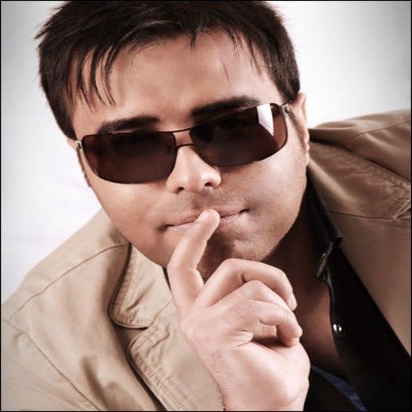 دانلود آهنگ خیالت راحت از من